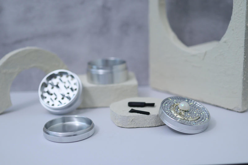 Moon And Pearl Grinder