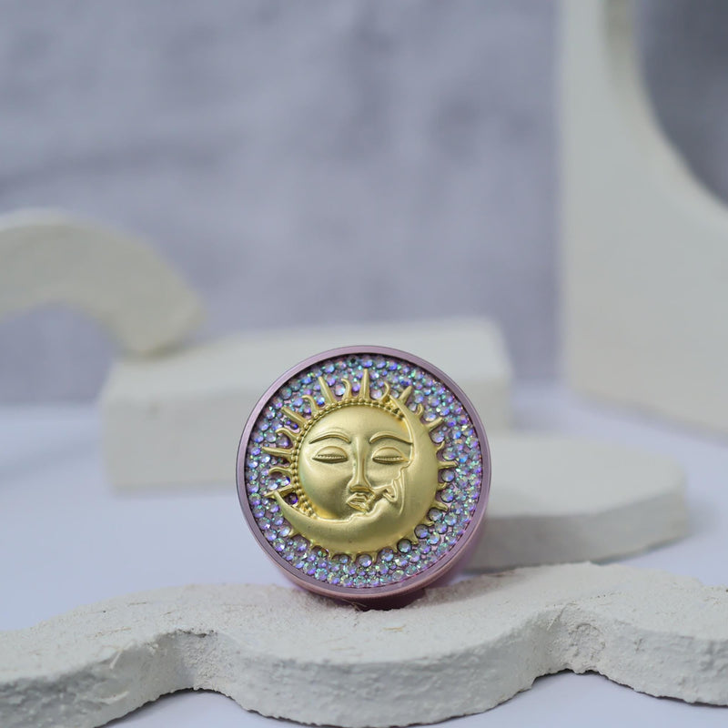 Sun And Moon Grinder